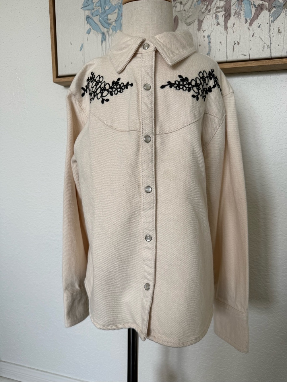 NWT Zara Cream Cotton Flannel Western Pearl Snap Shirt with Floral Embroidery